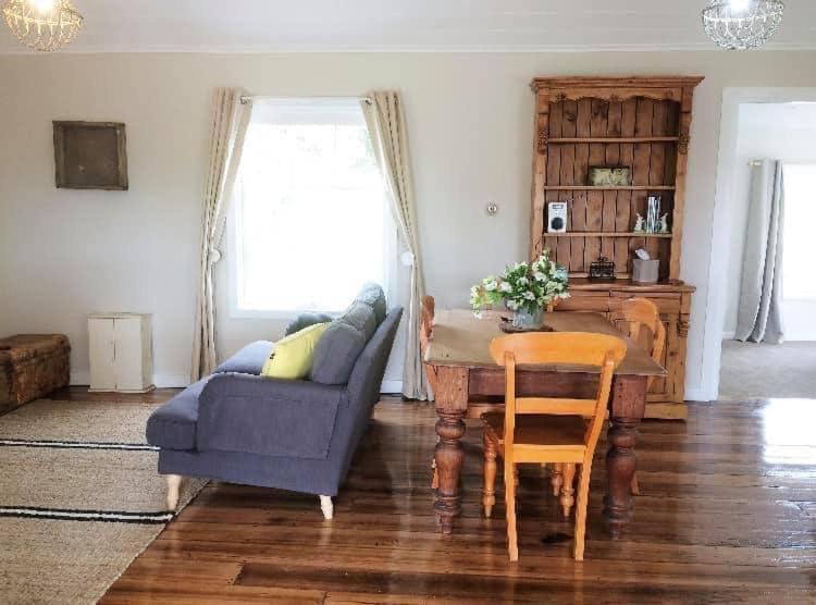 Robin Hoods Well Farm Stay Sassafras ภายนอก รูปภาพ