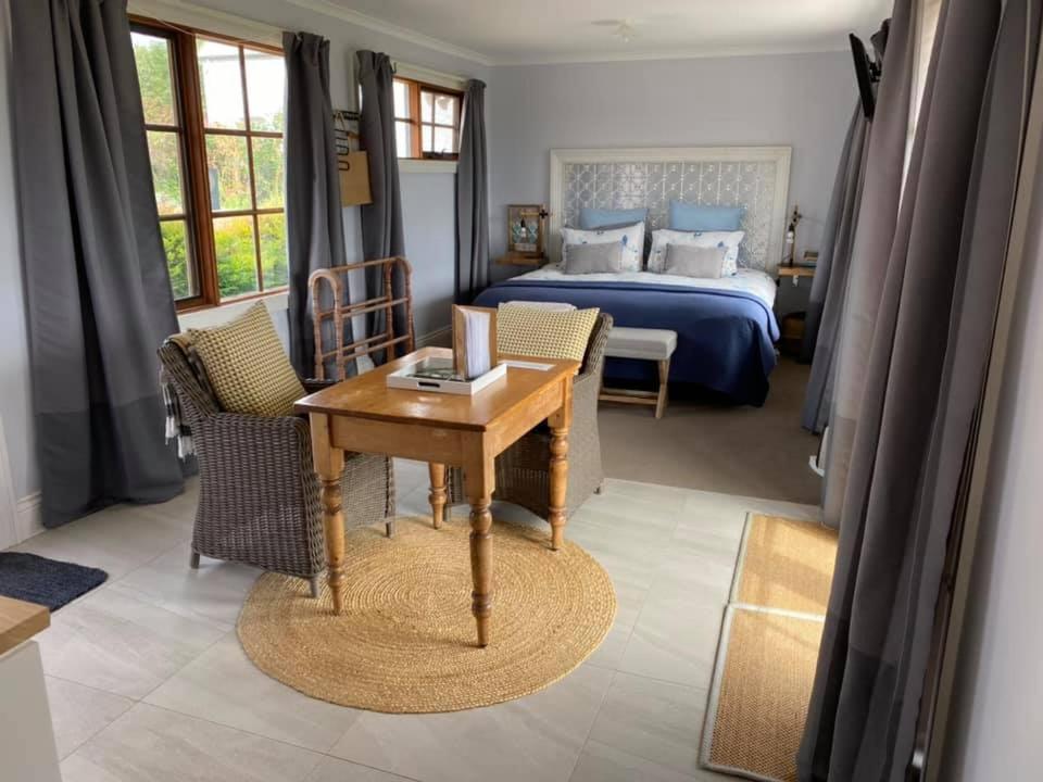 Robin Hoods Well Farm Stay Sassafras ภายนอก รูปภาพ
