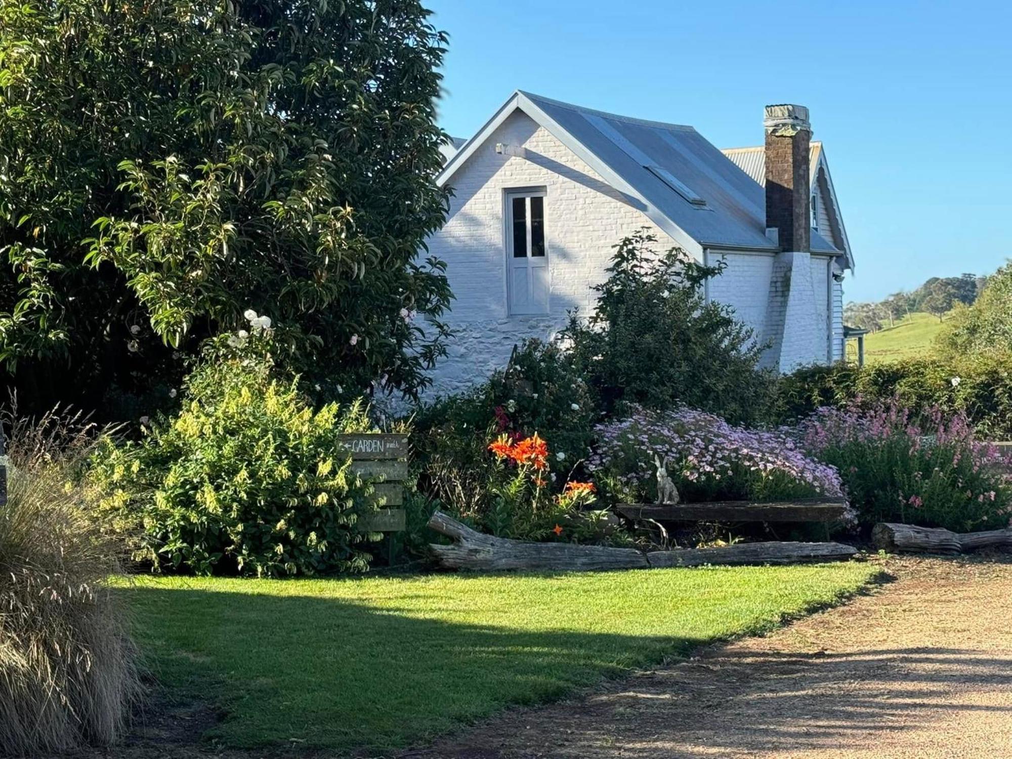 Robin Hoods Well Farm Stay Sassafras ภายนอก รูปภาพ